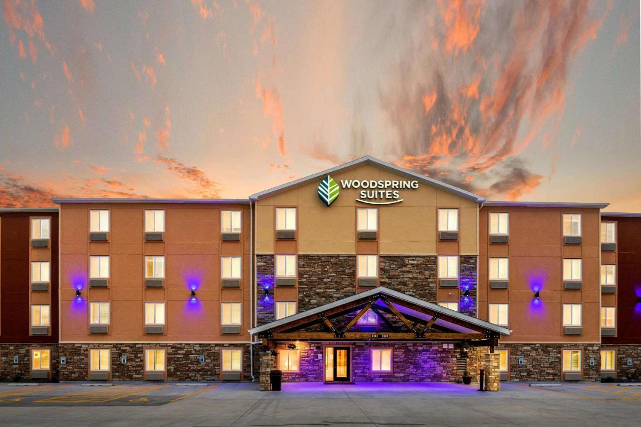 Woodspring Suites Davenport Quad Cities Exteriör bild